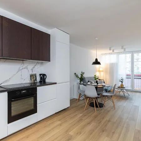 Superapart Jana Pawla Ii 26 * Warszawa